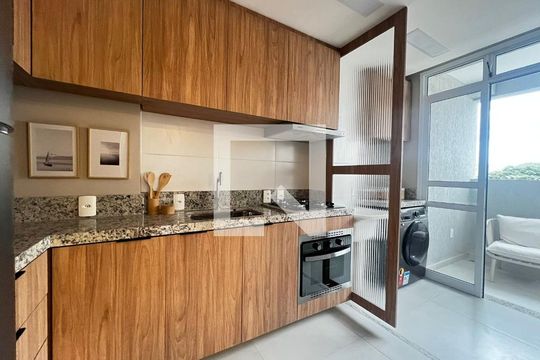 Apartamento à venda com 3 quartos, 70m² em Coração Eucarístico, Belo Horizonte