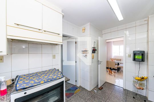 Cozinha de apartamento à venda com 5 quartos, 300m² em Buritis, Belo Horizonte