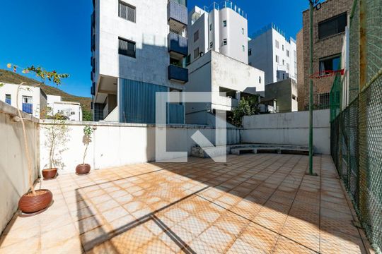 Área comum de apartamento à venda com 5 quartos, 300m² em Buritis, Belo Horizonte