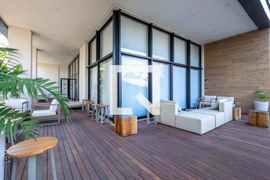 Área comum de apartamento à venda com 1 quarto, 85m² em Pinheiros, São Paulo