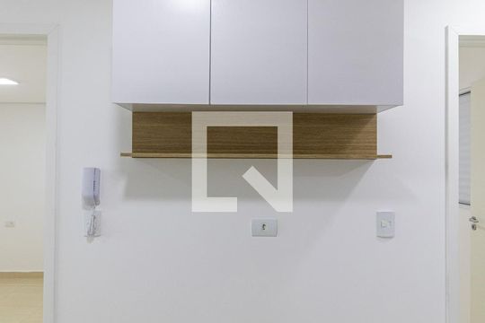 Cozinha de apartamento à venda com 2 quartos, 40m² em Jardim Triana, São Paulo