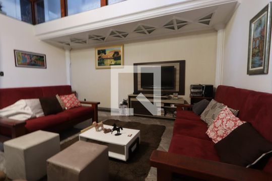 Sala de casa à venda com 3 quartos, 446m² em Parque Luis Mucciolo, São Paulo