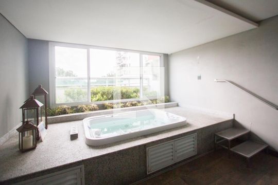 Área comum de kitnet/studio para alugar com 1 quarto, 43m² em Campo Belo, São Paulo