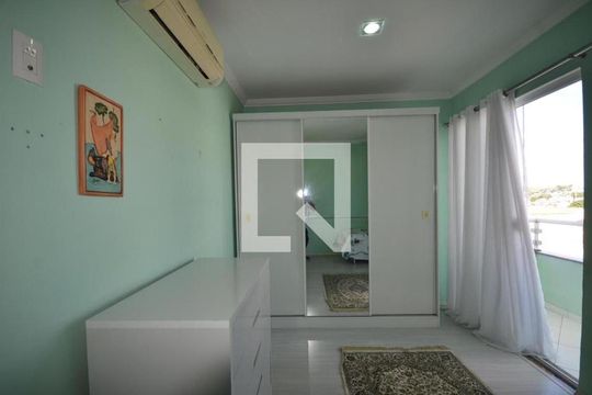 Quarto 1 de casa de condomínio à venda com 3 quartos, 400m² em Campo Grande, Rio de Janeiro