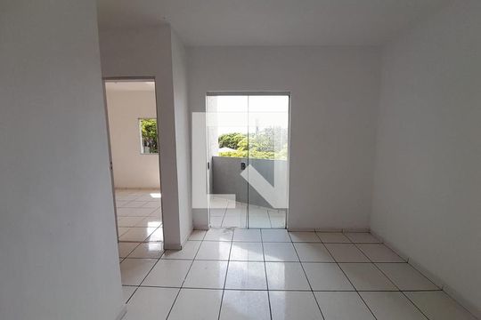 Apartamento para alugar com 2 quartos, 67m² em Jardim Maria Augusta, Taubaté