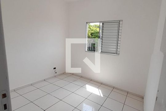 Apartamento para alugar com 2 quartos, 67m² em Jardim Maria Augusta, Taubaté