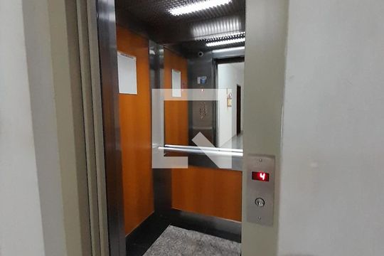 Apartamento para alugar com 2 quartos, 67m² em Jardim Maria Augusta, Taubaté