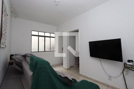 Casa para alugar com 2 quartos, 60m² em Vila Ema, São Paulo