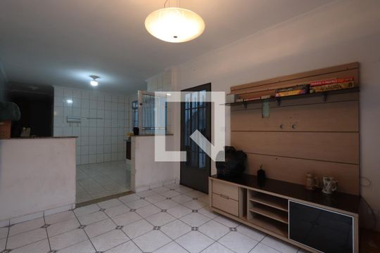 Sala de casa à venda com 4 quartos, 126m² em Vila Ema, São Paulo