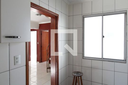 Cozinha de apartamento à venda com 3 quartos, 120m² em Ouro Preto, Belo Horizonte
