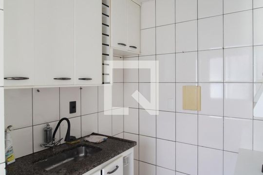 Cozinha de apartamento à venda com 3 quartos, 120m² em Ouro Preto, Belo Horizonte