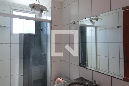 Banheiro de apartamento à venda com 3 quartos, 120m² em Ouro Preto, Belo Horizonte