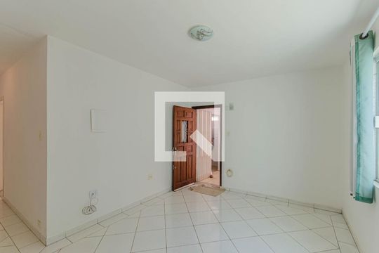 Sala/Cozinha de casa para alugar com 1 quarto, 82m² em Vila Firmiano Pinto, São Paulo