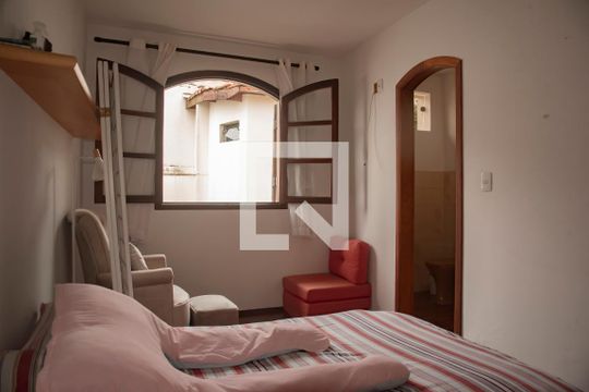 Suíte 1 de casa à venda com 5 quartos, 320m² em Mirandópolis, São Paulo