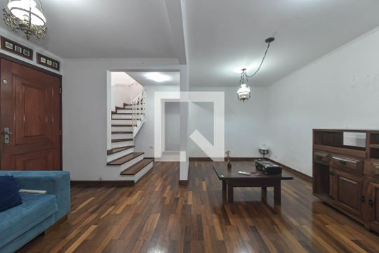 Sala de casa à venda com 3 quartos, 180m² em Itaim Bibi, São Paulo