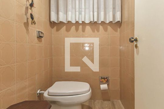 Lavabo de casa à venda com 3 quartos, 180m² em Itaim Bibi, São Paulo