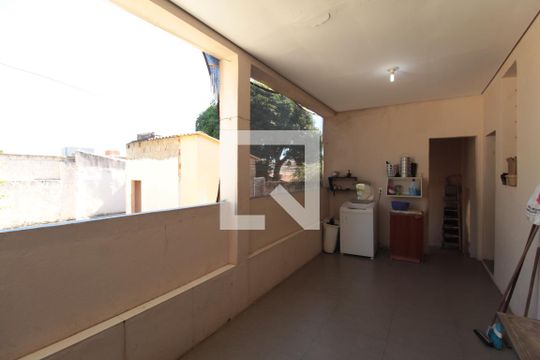 Lavanderia de casa à venda com 3 quartos, 249m² em Ouro Preto, Belo Horizonte
