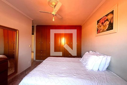 Suíte de casa para alugar com 3 quartos, 196m² em Jardim Santa Genebra Ii (barao Geraldo), Campinas