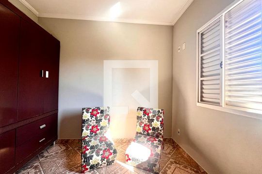 Quarto 1 de casa para alugar com 3 quartos, 196m² em Jardim Santa Genebra Ii (barao Geraldo), Campinas