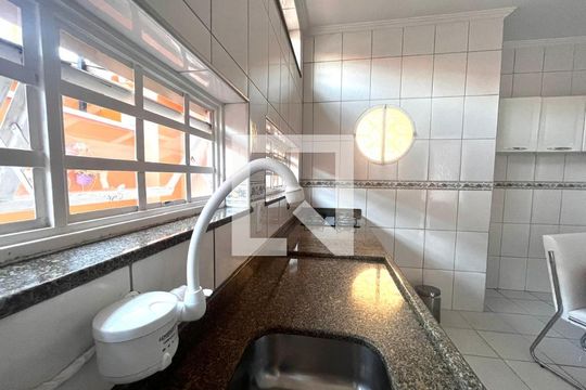 Cozinha de casa para alugar com 3 quartos, 196m² em Jardim Santa Genebra Ii (barao Geraldo), Campinas