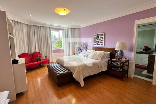 Suíte 1 de casa à venda com 4 quartos, 508m² em Barra da Tijuca, Rio de Janeiro