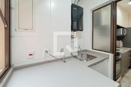 Área de Serviço de apartamento para alugar com 3 quartos, 81m² em Vila Monumento, São Paulo