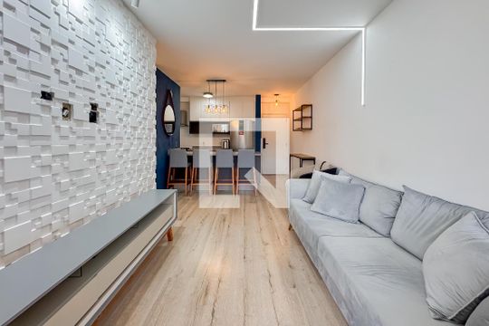 Sala de apartamento para alugar com 3 quartos, 81m² em Vila Monumento, São Paulo