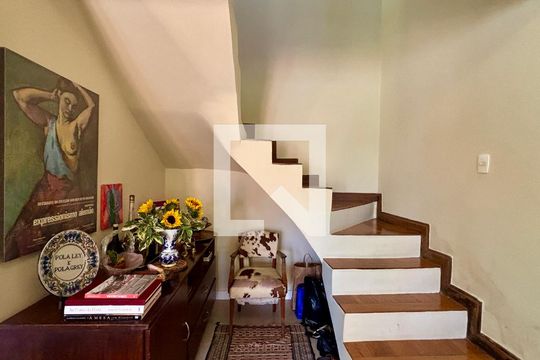 Sala 1 de casa à venda com 4 quartos, 246m² em Lagoa, Rio de Janeiro