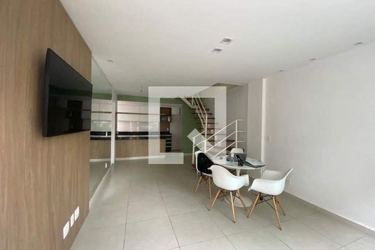 Casa à venda com 3 quartos, 156m² em Taquara, Rio de Janeiro