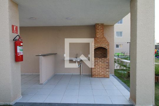 Área comum - Churrasqueira de apartamento para alugar com 2 quartos, 54m² em Brás de Pina, Rio de Janeiro