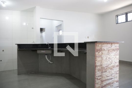 Cozinha de casa para alugar com 3 quartos, 80m² em Setor Castelo Branco, Goiânia