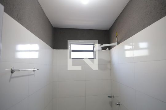 Banheiro Social de casa para alugar com 3 quartos, 80m² em Setor Castelo Branco, Goiânia