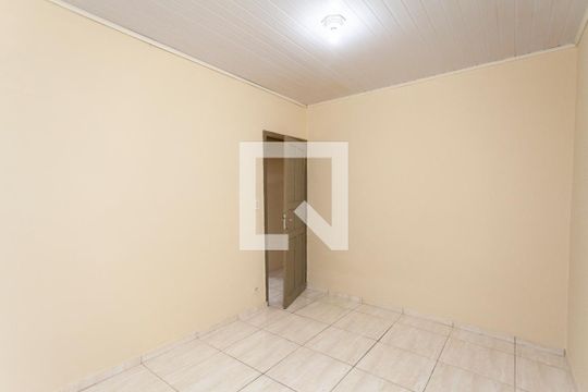 Quarto 2 de casa para alugar com 2 quartos, 180m² em Jardim Colonial, São Paulo