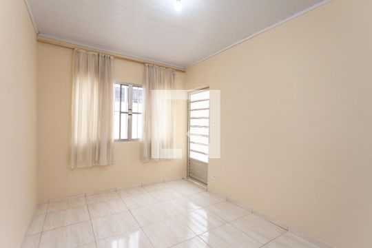 Casa para alugar com 2 quartos, 180m² em Jardim Colonial, São Paulo