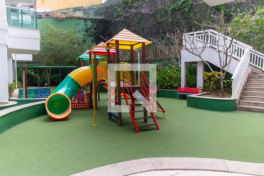 Área comum de apartamento à venda com 2 quartos, 90m² em Icaraí, Niterói