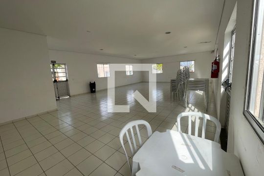Área comum de apartamento para alugar com 2 quartos, 53m² em Jardim Monte Cristo, Suzano