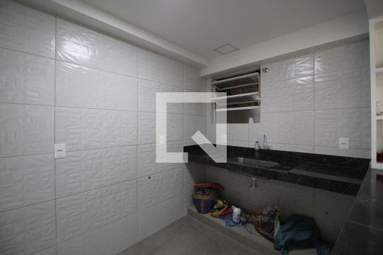 Cozinha de casa para alugar com 2 quartos, 70m² em Taquara, Rio de Janeiro