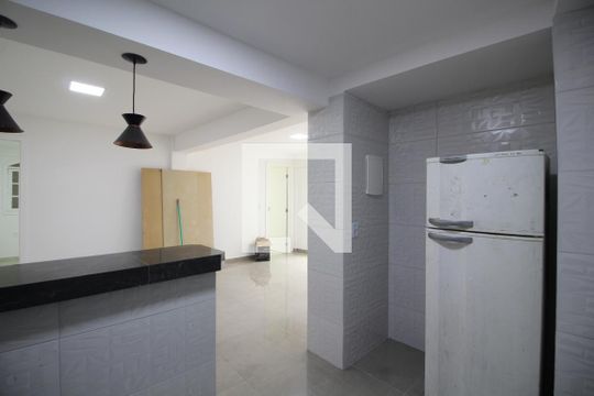 Cozinha de casa para alugar com 2 quartos, 70m² em Taquara, Rio de Janeiro
