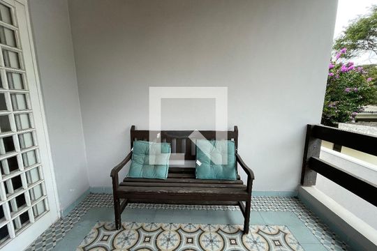 Varanda de casa à venda com 3 quartos, 449m² em Butantã, São Paulo