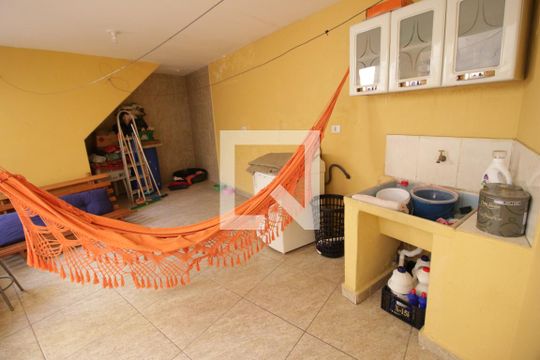 Área de Serviço de casa à venda com 3 quartos, 172m² em Pestana, Osasco