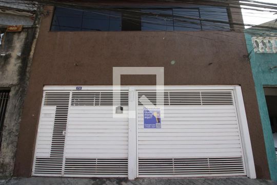 Fachada de casa à venda com 3 quartos, 172m² em Pestana, Osasco