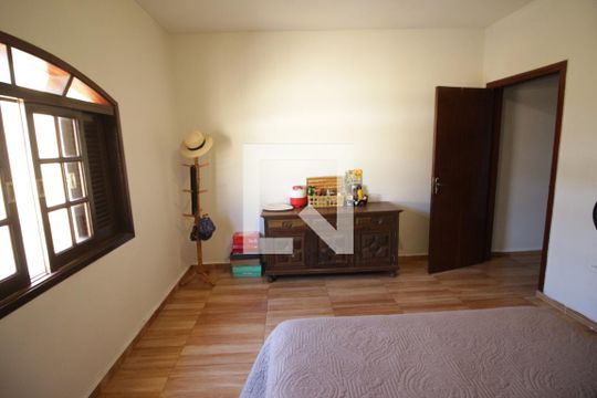 Quarto 2 de casa à venda com 3 quartos, 172m² em Pestana, Osasco
