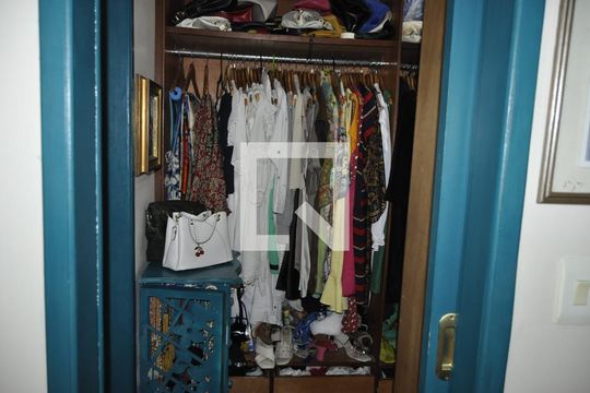 Closet da Suíte 1 de casa à venda com 4 quartos, 206m² em Riachuelo, Rio de Janeiro