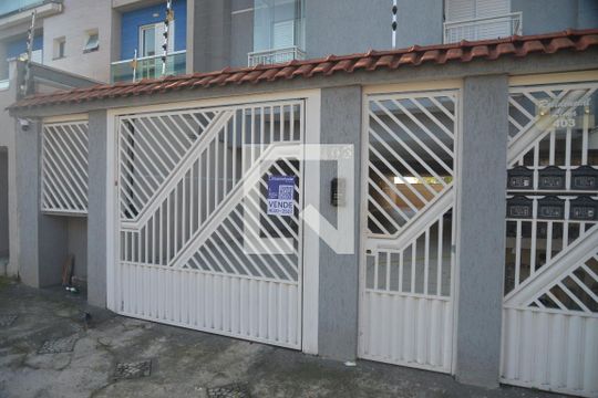 Placa de apartamento à venda com 2 quartos, 58m² em Utinga, Santo André