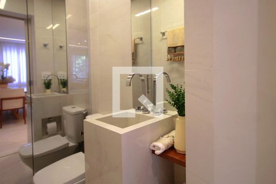Lavabo de apartamento à venda com 4 quartos, 190m² em Santa Lúcia, Belo Horizonte