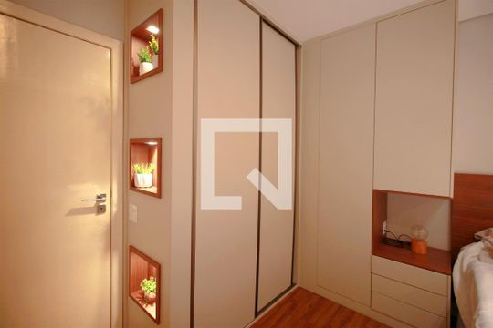 Armários da Suíte 3 de apartamento à venda com 4 quartos, 190m² em Santa Lúcia, Belo Horizonte