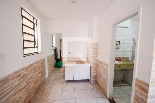 Cozinha 1 de casa para alugar com 8 quartos, 330m² em Grajaú, Rio de Janeiro