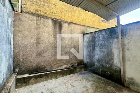 Área privativa de casa à venda com 2 quartos, 50m² em Fonte Grande, Contagem