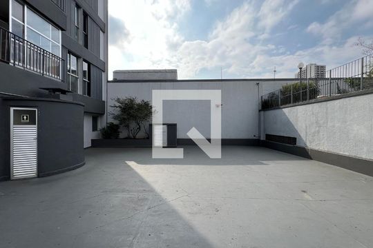 Área comum de apartamento à venda com 3 quartos, 120m² em Pinheiros, São Paulo