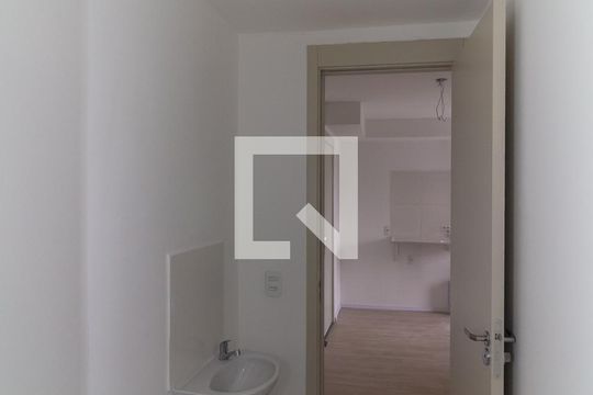 Banheiro de apartamento à venda com 1 quarto, 59m² em Vila Santa Clara, São Paulo